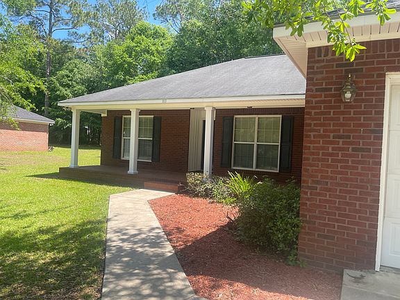 3rd image of 113 Leighton Dr