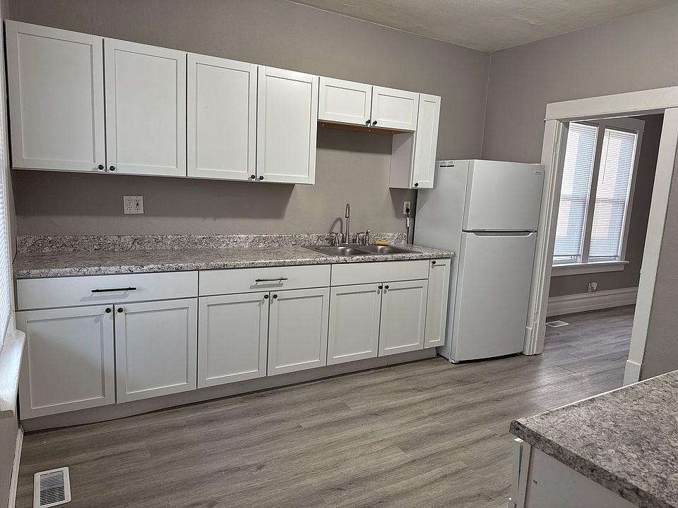 1st image of 1212 Floyd Blvd