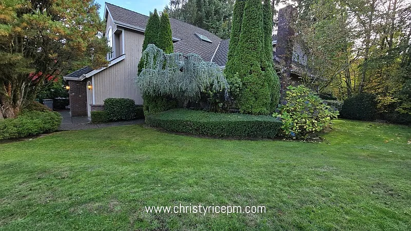 4 bed, 3.0 bath, 3140 sqft, $4,995 — Photo 3