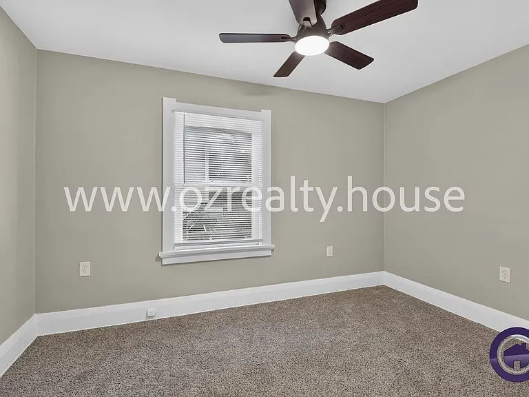 2322 Upton Ave — Photo 10