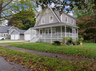 51 Grandview Ave, Auburn, ME 04210