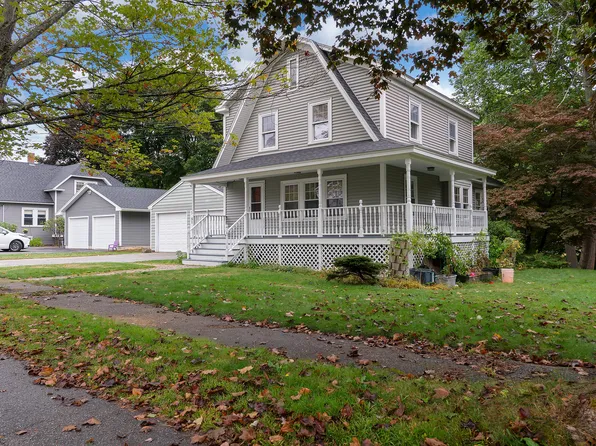 51 Grandview Avenue, Auburn, ME 04210