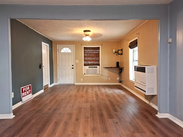 9405 E FM 174 — Photo 4