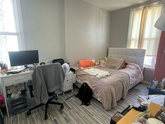 5th image of 75 Richards Pl #2837694
