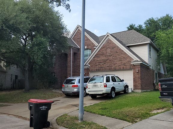 2nd image of 10702 Jenny Anne Ln