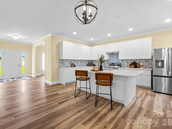 2630 Polo Ln, Maiden, NC 28650