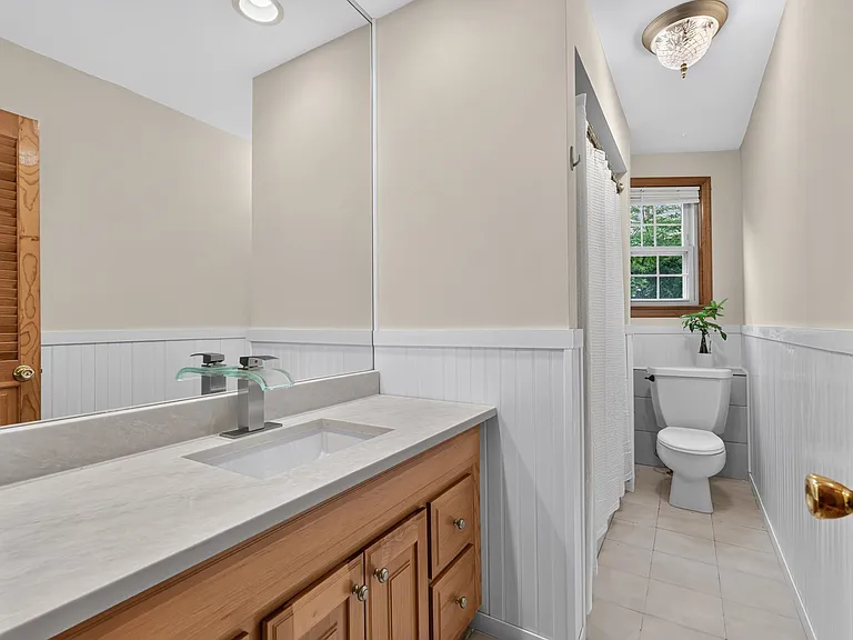 104 Broadway #1 — Photo 16