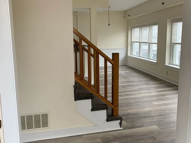 211 Onset Ave — Photo 3