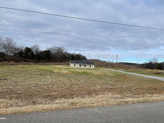 2nd image of 485 Coile Rd