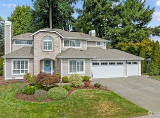 5122 NE 17th St, Renton, WA 98059