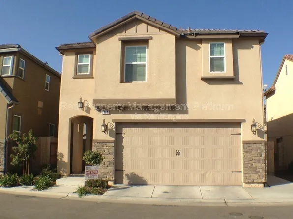 1324 Royalty Way, Clovis, CA 93619