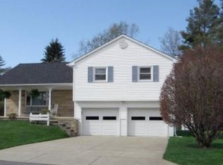 35 Oakley Ave, Corry, PA 16407