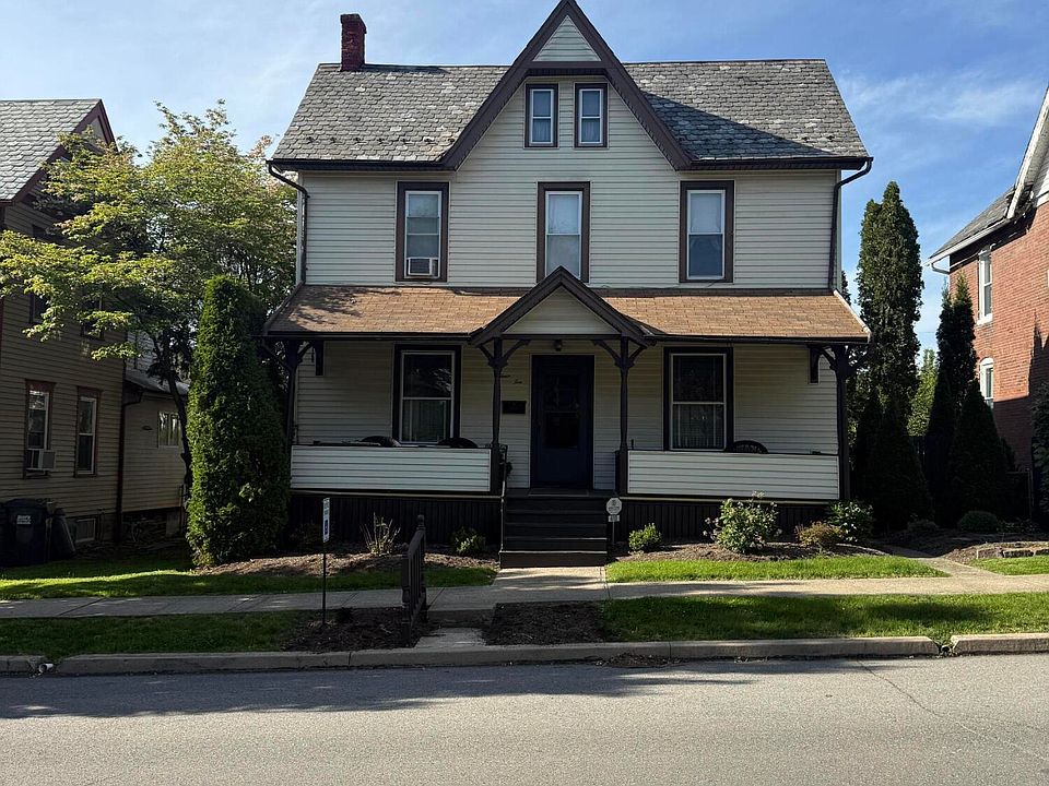 2nd image of 410 Brandon Ave