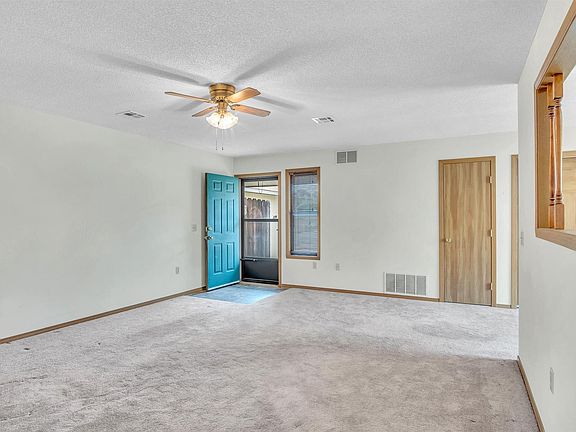 5th image of 309 S Westview Dr