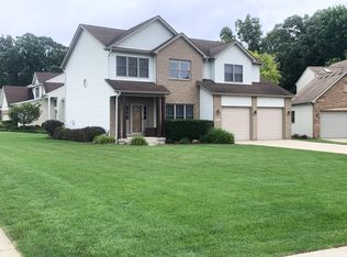 628 Aspen Ct, Antioch, IL 60002