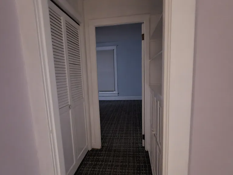 114 W Lexington Ave — Photo 56