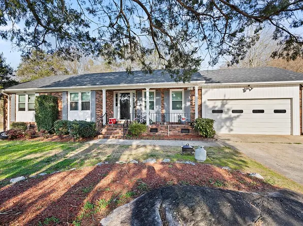 210 Sylvan Rd, Greenwood, SC 29649