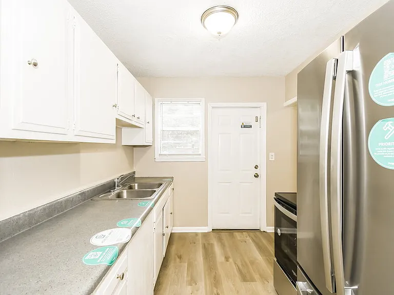 1031 Bunker Hill Blvd — Photo 8