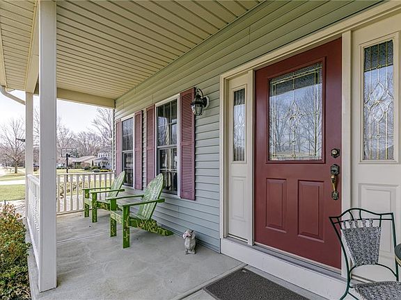 2nd image of 8418 Seaton Pl