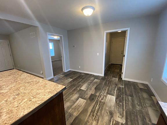 4th image of 59148 Faye St