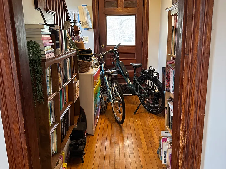 48 Long Plain Rd #1 — Photo 8