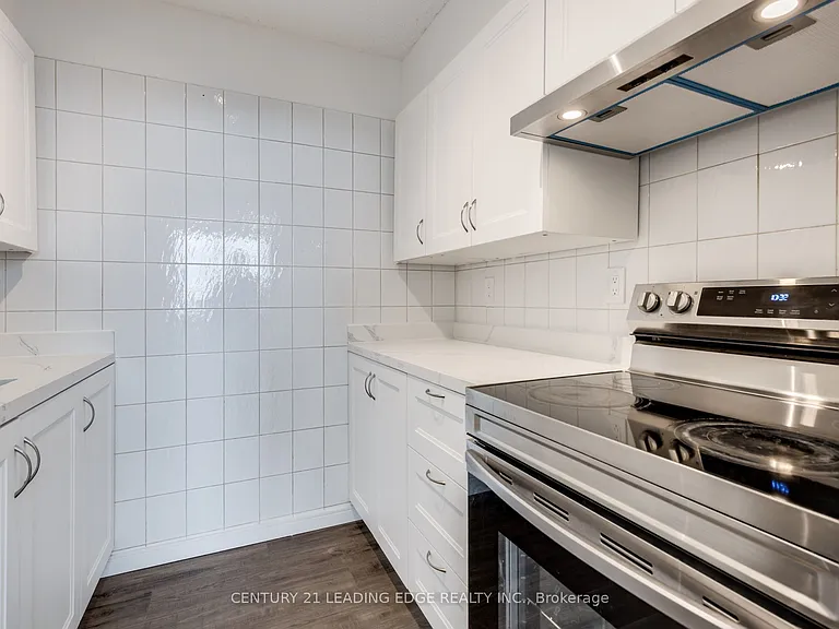 200 Lotherton Ptwy #1208 — Photo 22