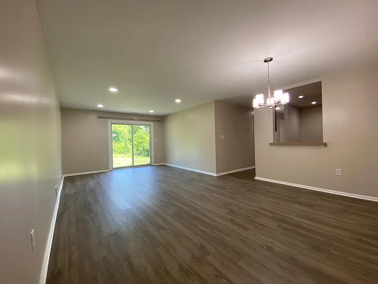 23 Cypress Ct — Photo 2