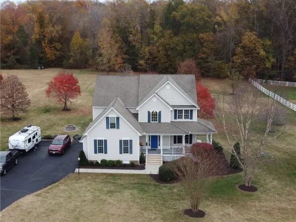 6331 Cookes Farm Dr, Henrico, VA 23231