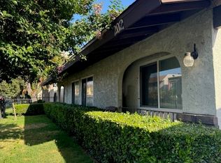 202 E Jackson St, Rialto, CA 92376