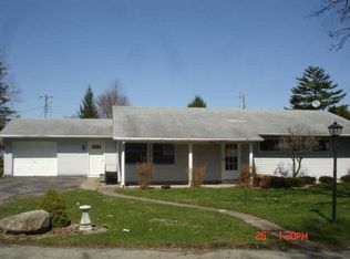 708 W Walnut St, Akron, IN 46910