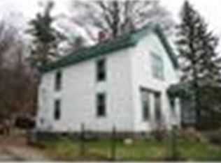 31 Russell Rd, Huntington, MA 01050