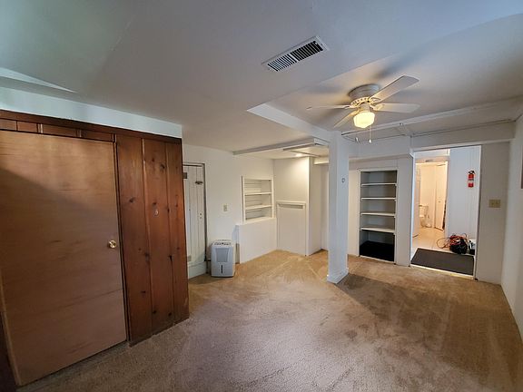 4th image of 907 Sheridan St Unit 1