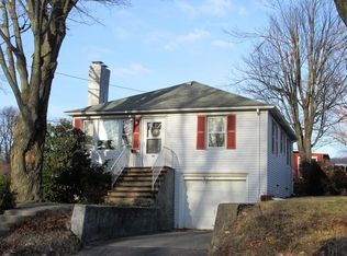 45 Acushnet Ave, Worcester, MA 01606