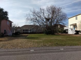 809 Cutter Ct, Kure Beach, NC 28449