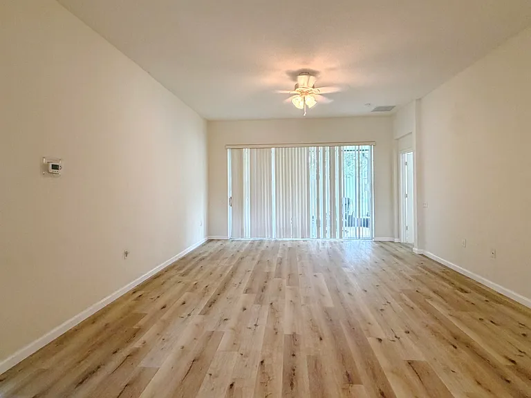 2021 Crossvine Ln — Photo 3