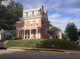 535 N Benton Ave APT 5, Saint Charles, MO 63301