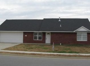 381 Jeanne Dr, Springdale, AR 72764
