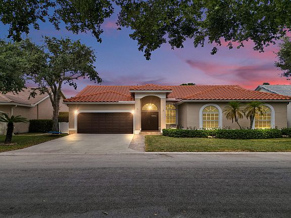 4th image of 5351 NW 57th Terrace