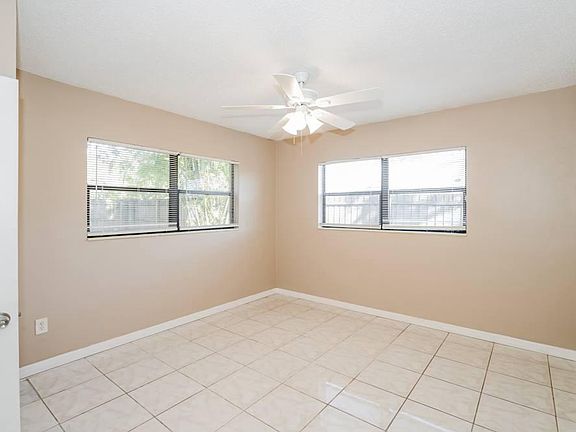5th image of 10213 N Blvd