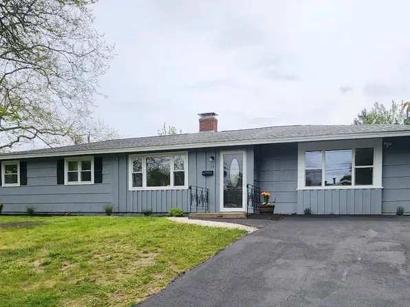 18 Kingsley St, Holbrook, MA 02343