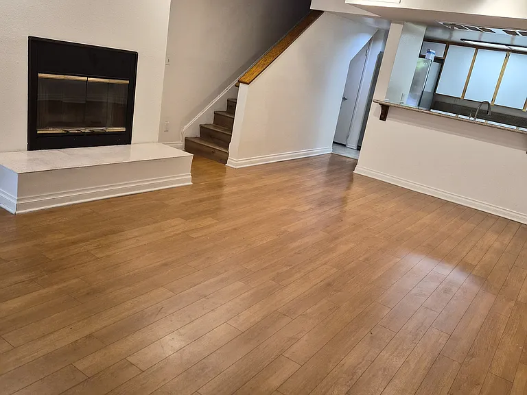 1114 14th St #B — Photo 4