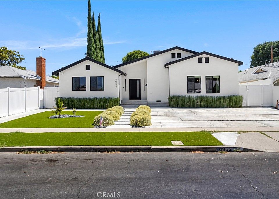 1st image of 6952 Cozycroft Ave