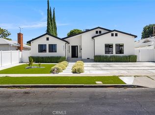 6952 Cozycroft Ave, Winnetka, CA 91306