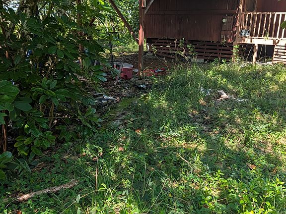 2nd image of 15-1011 Amau Rd