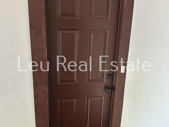 2nd image of 122 Grove St APT 4