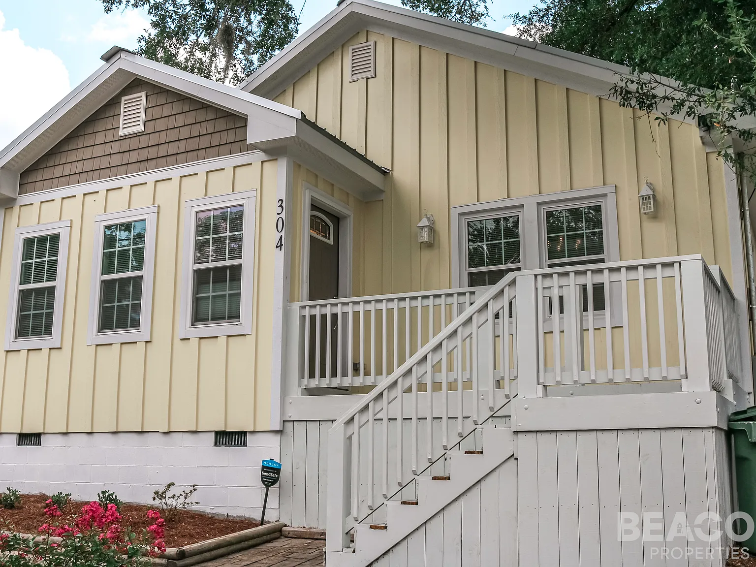 3 bed, 2.5 bath, 1344 sqft, $2,100 — Photo 1