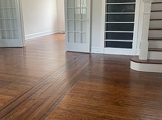 26-08 Ditmars Blvd #2, Astoria, NY 11105