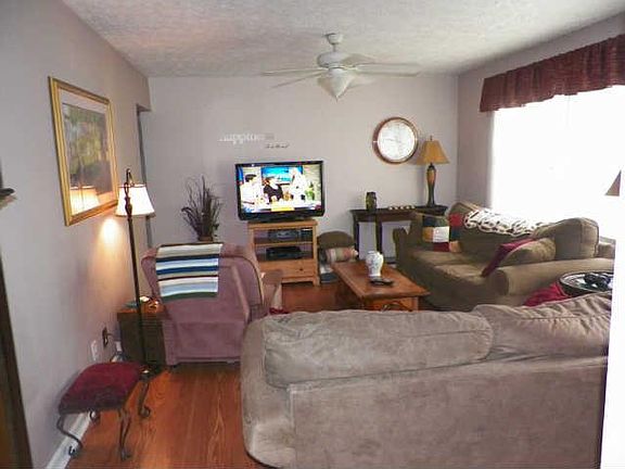 4th image of 518 E Park Ave