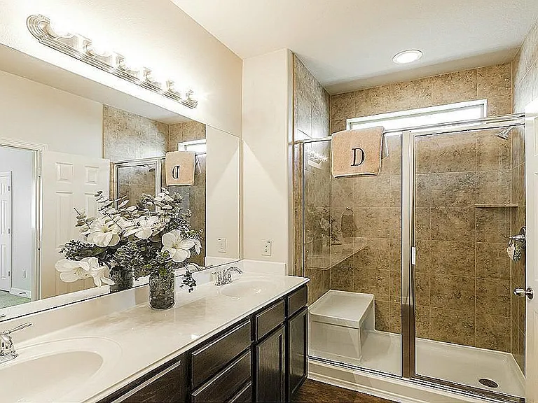 63 Woodland Hills Dr #1A — Photo 9