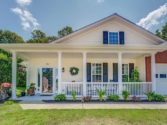 2nd image of 381 Singing Brook Ln